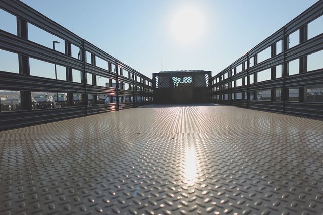 2025 HINO L6 (26ft Stake bed w/ Lift Gate) - 22638328 - 10