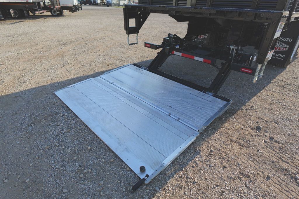2025 HINO L6 (26ft Stake bed w/ Lift Gate) - 22638328 - 12