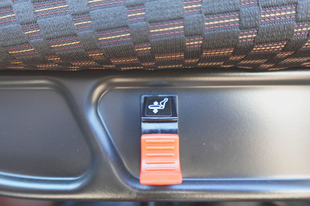 2025 HINO L6 (26ft Stake bed w/ Lift Gate) - 22638328 - 26