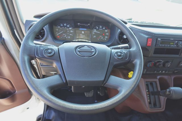 2025 HINO L6 (26ft Stake bed w/ Lift Gate) - 22638328 - 30