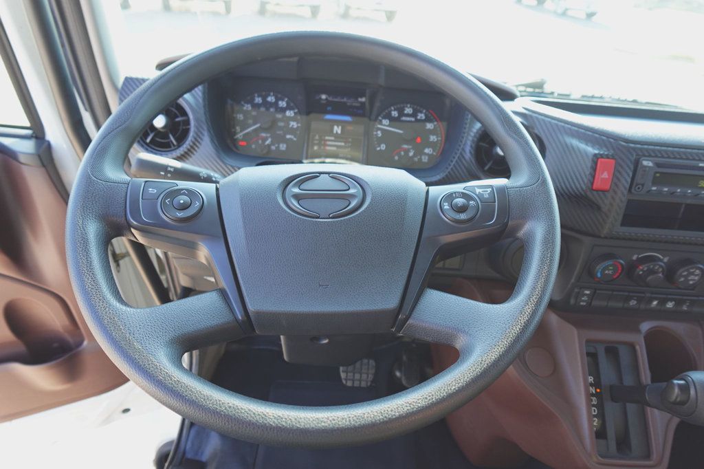 2025 HINO L6 (26ft Stake bed w/ Lift Gate) - 22638328 - 31