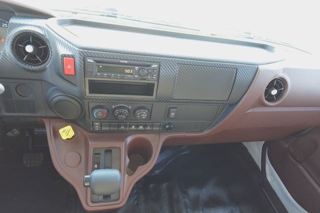 2025 HINO L6 (26ft Stake bed w/ Lift Gate) - 22638328 - 36