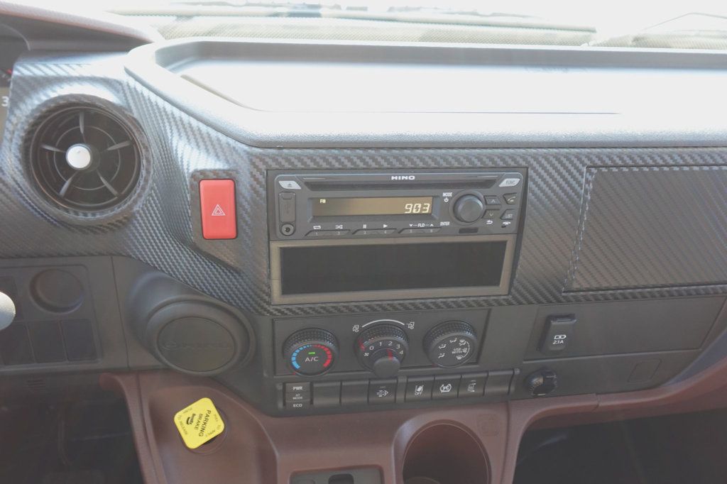 2025 HINO L6 (26ft Stake bed w/ Lift Gate) - 22638328 - 37