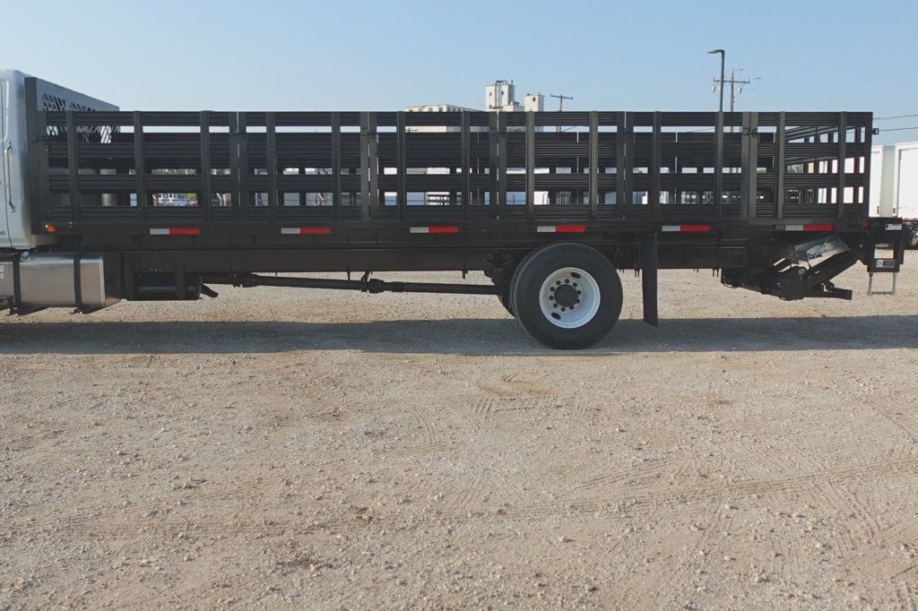 2025 HINO L6 (26ft Stake bed w/ Lift Gate) - 22638328 - 4