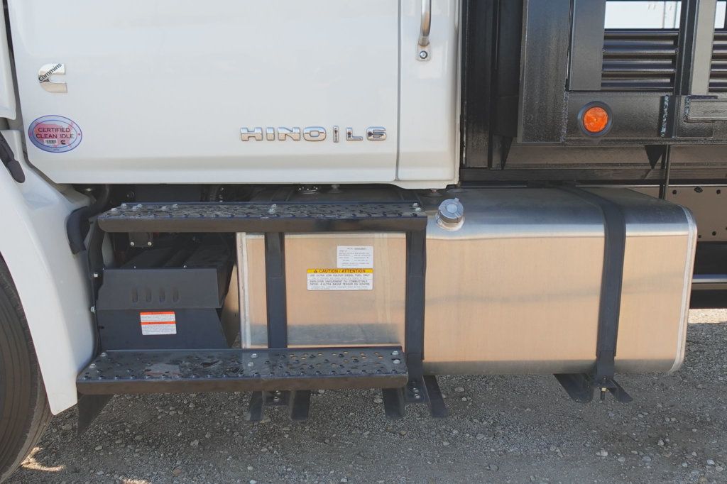 2025 HINO L6 (26ft Stake bed w/ Lift Gate) - 22638328 - 49