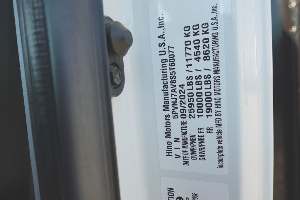 2025 HINO L6 (26ft Stake bed w/ Lift Gate) - 22638328 - 53