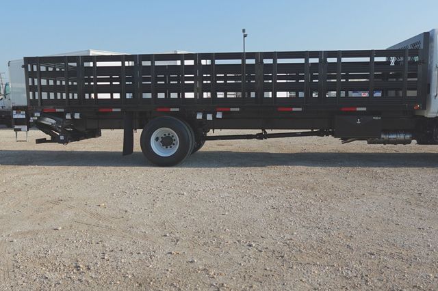 2025 HINO L6 (26ft Stake bed w/ Lift Gate) - 22638328 - 7