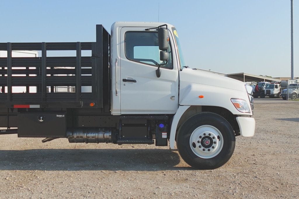 2025 HINO L6 (26ft Stake bed w/ Lift Gate) - 22638328 - 8
