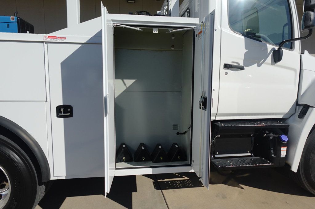 2025 HINO L6 (Service Body with Crane) - 22989299 - 15