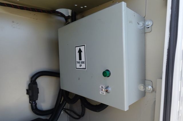 2025 HINO L6 (Service Body with Crane) - 22989299 - 22