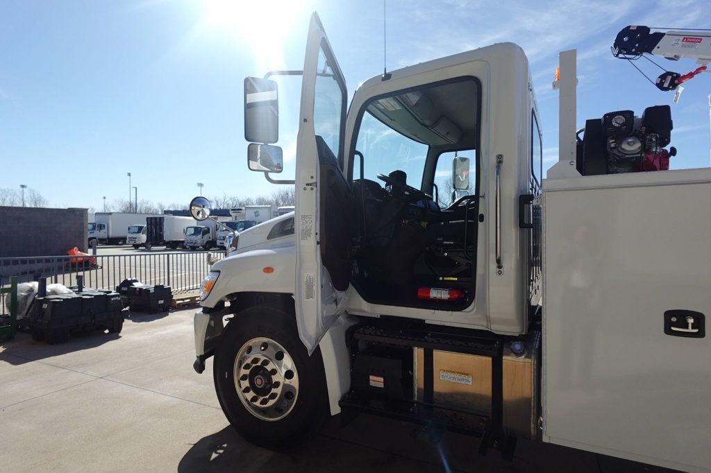 2025 HINO L6 (Service Body with Crane) - 22989299 - 53