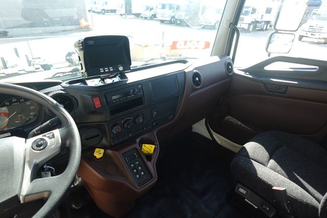 2025 HINO L6 (Service Body with Crane) - 22989299 - 58