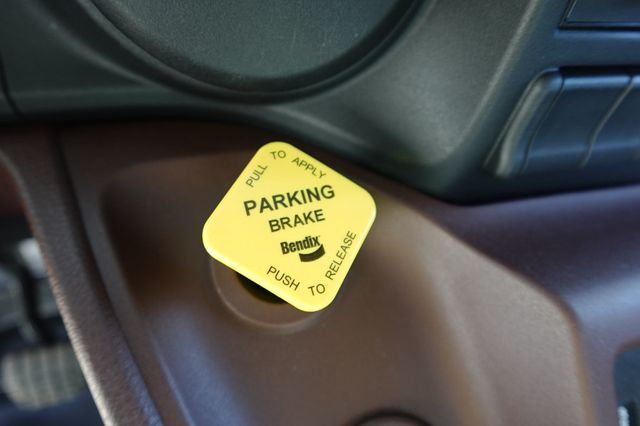 2025 HINO L6 (Service Body with Crane) - 22989299 - 65