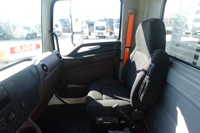 2025 HINO L6 (Service Body with Crane) - 22989299 - 68