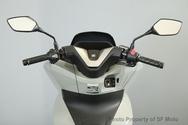 2025 Honda PCX In Stock Now! - 22918590 - 5