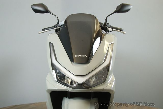 2025 Honda PCX Just Arrived! - 22977783 - 4