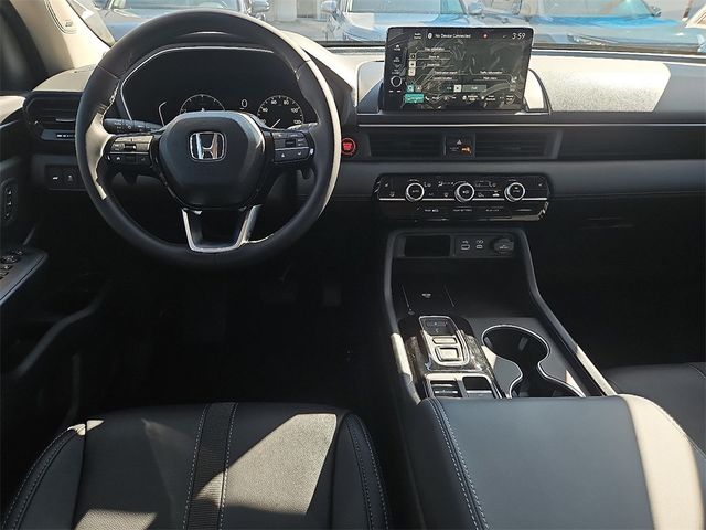 2025 Honda Pilot Touring AWD - 22900192 - 7