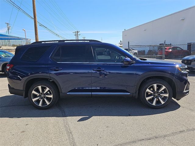 2025 Honda Pilot Touring AWD - 22917517 - 4