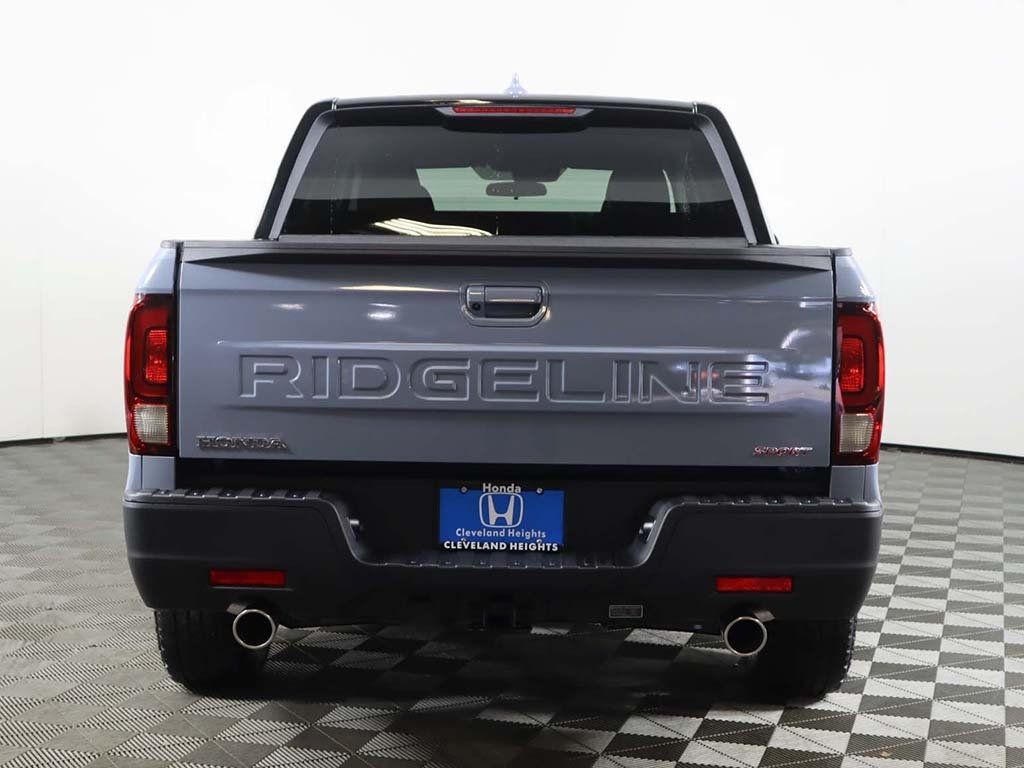 2025 Honda Ridgeline Sport AWD - 22642104 - 13