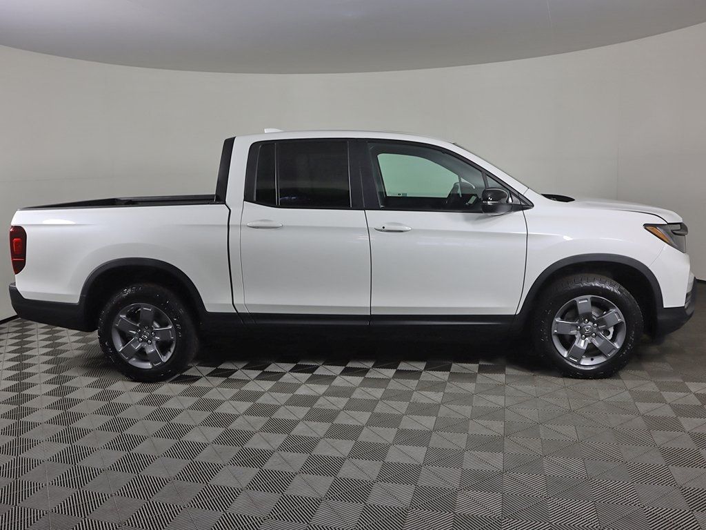 2025 Honda Ridgeline TrailSport AWD - 22688401 - 16