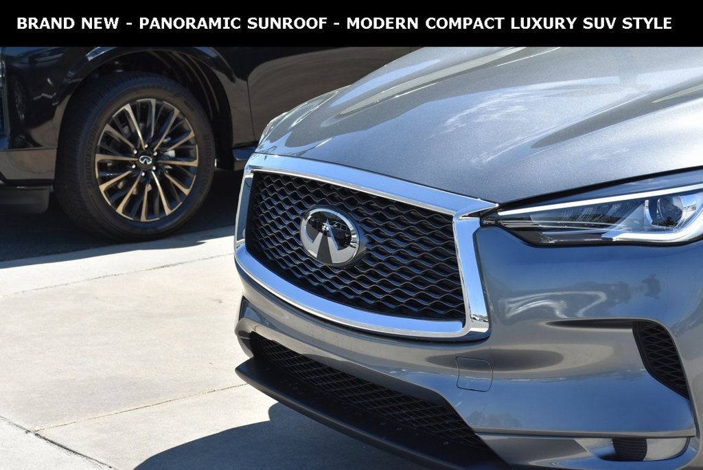 2025 Infiniti QX50 Luxe AWD photo 2