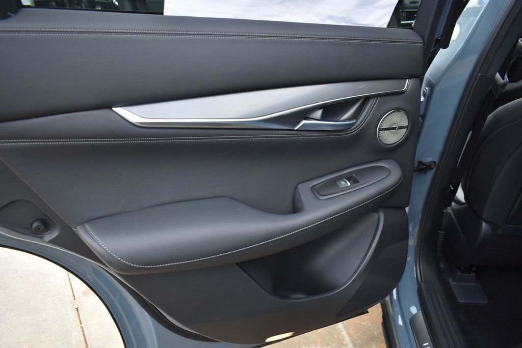 2025 Infiniti QX55 Essential photo 17