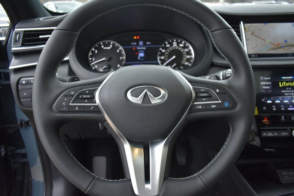 2025 Infiniti QX55 Essential photo 18