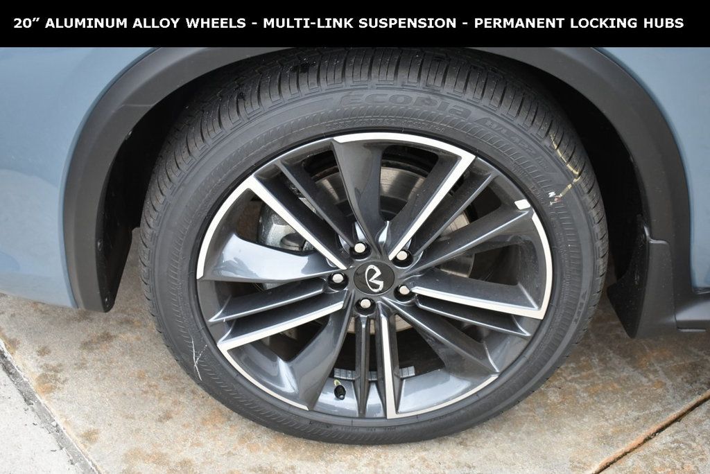 2025 Infiniti QX55 Essential photo 3