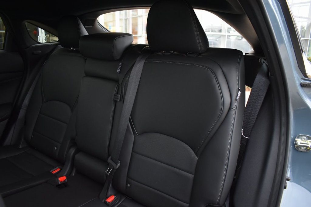2025 Infiniti QX55 Essential photo 30