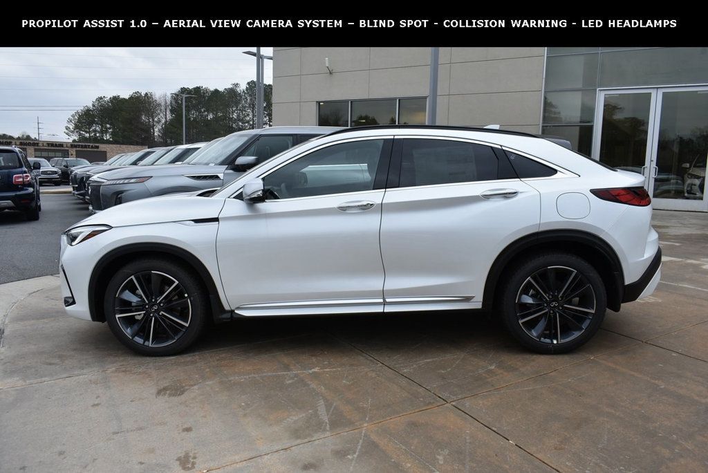 2025 Infiniti QX55 Essential photo 2