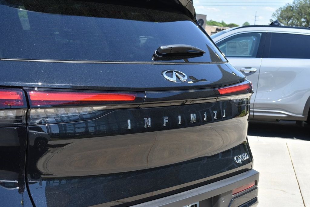 2025 Infiniti QX60 Luxe photo 15