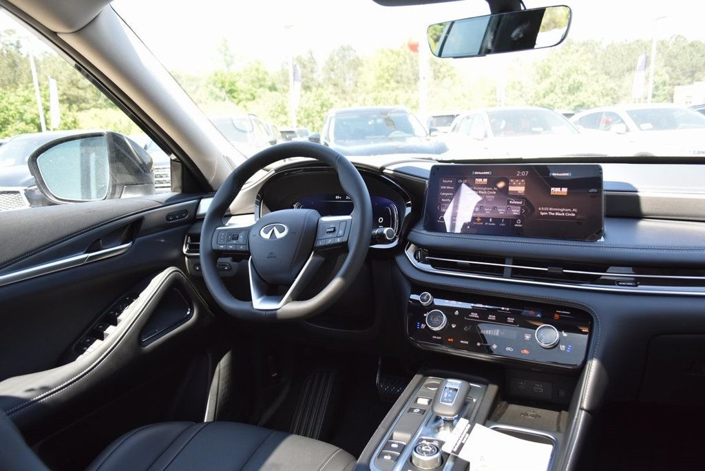 2025 Infiniti QX60 Luxe photo 19