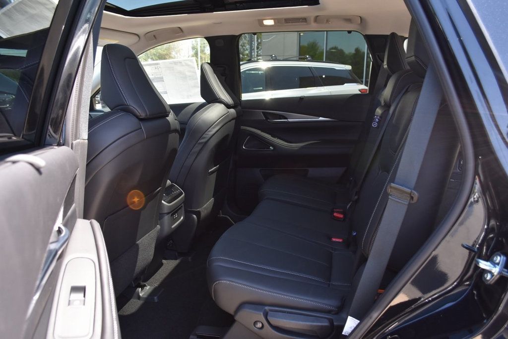 2025 Infiniti QX60 Luxe photo 35