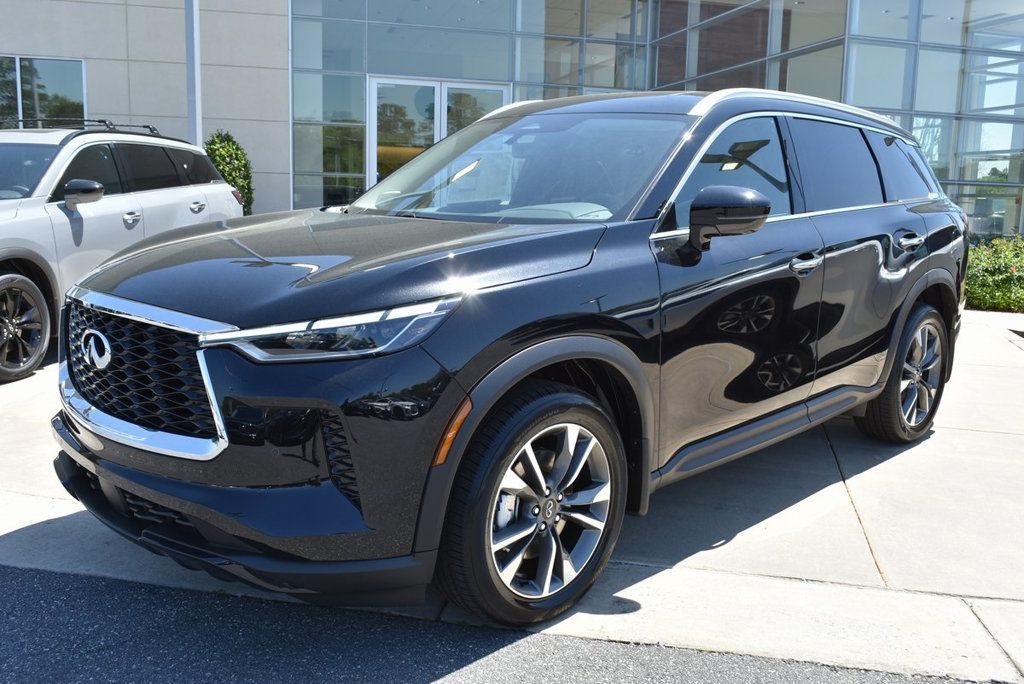 2025 Infiniti QX60 Luxe photo 7