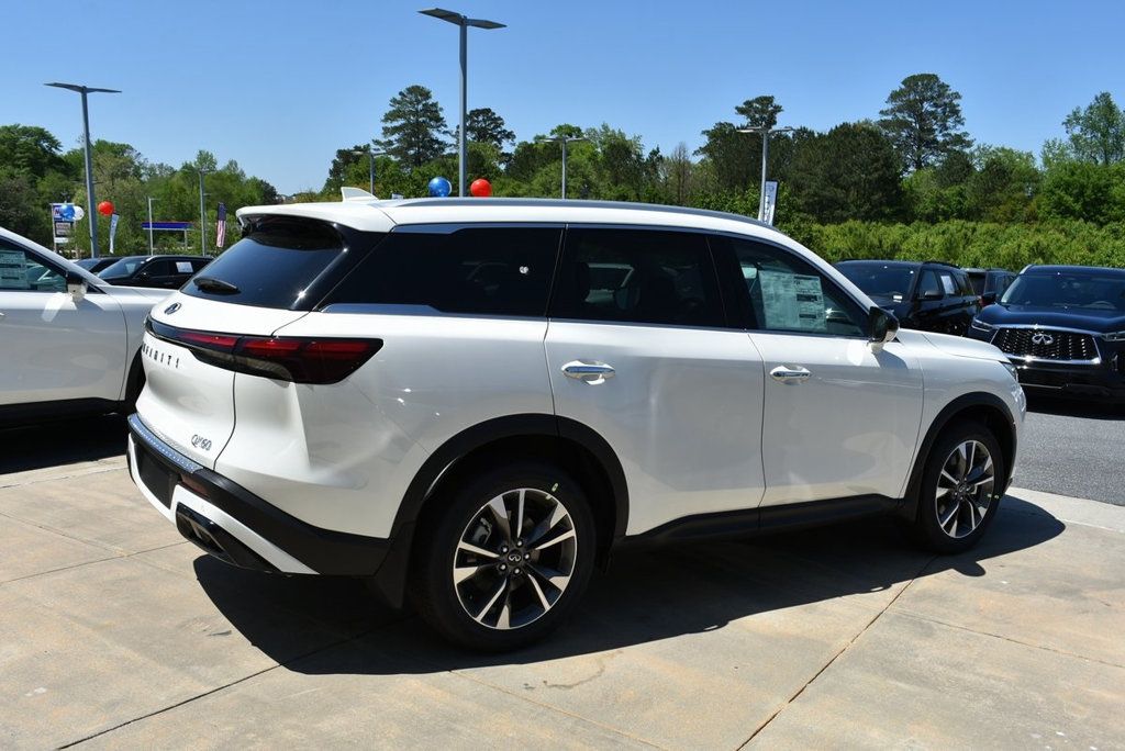 2025 Infiniti QX60 Luxe photo 11