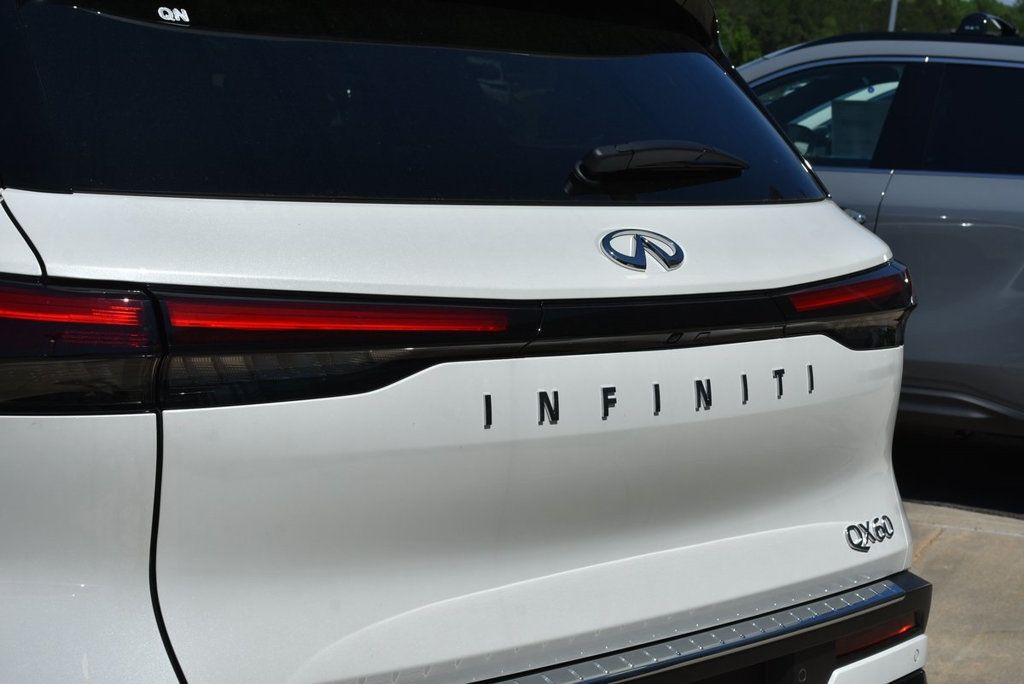 2025 Infiniti QX60 Luxe photo 15