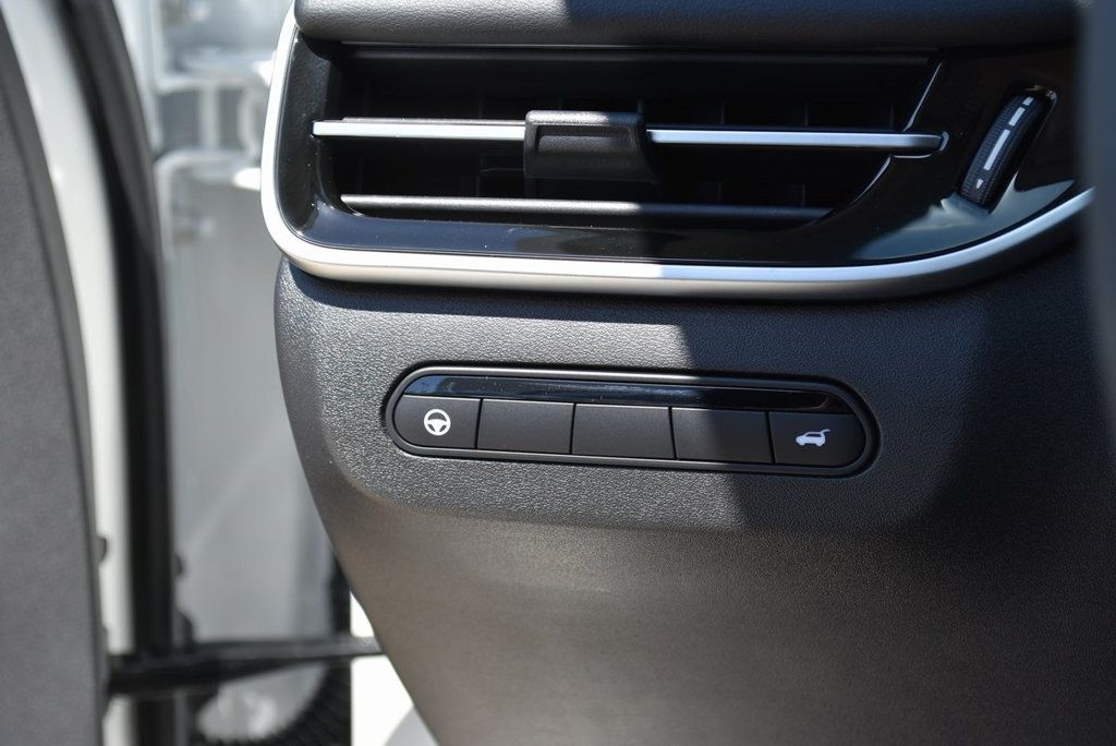 2025 Infiniti QX60 Luxe photo 30