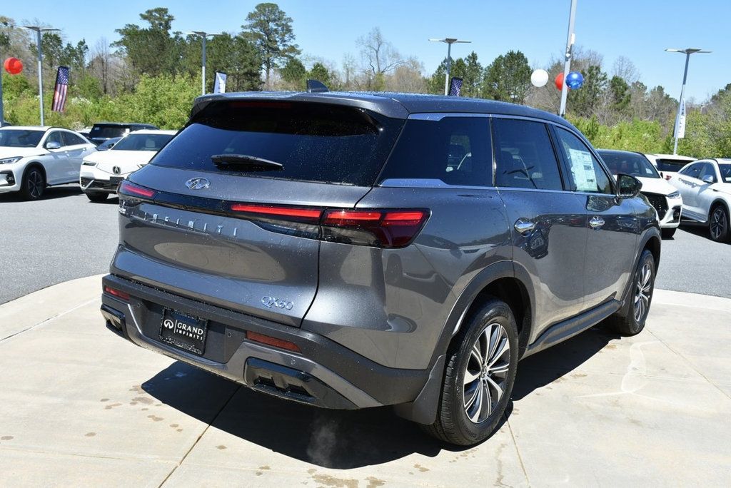 2025 Infiniti QX60 Pure photo 12