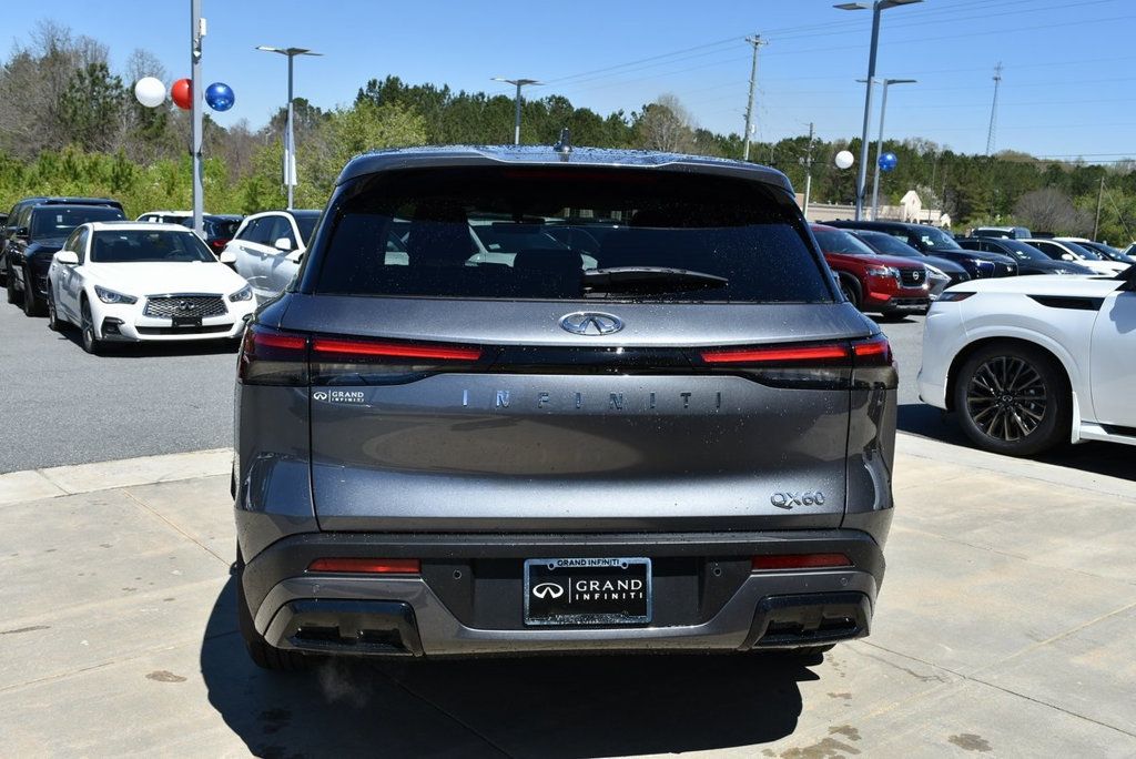 2025 Infiniti QX60 Pure photo 13