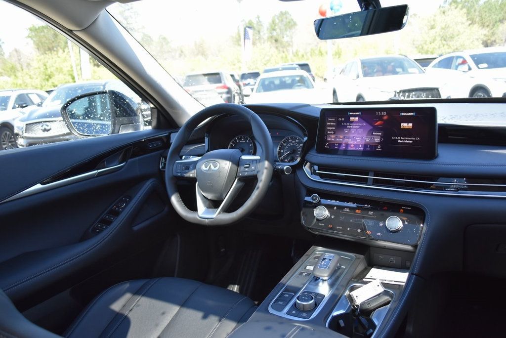 2025 Infiniti QX60 Pure photo 19
