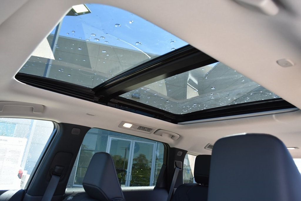 2025 Infiniti QX60 Pure photo 26