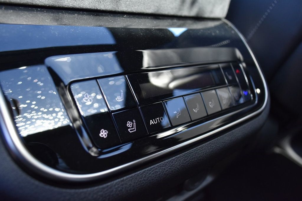 2025 Infiniti QX80 photo 18