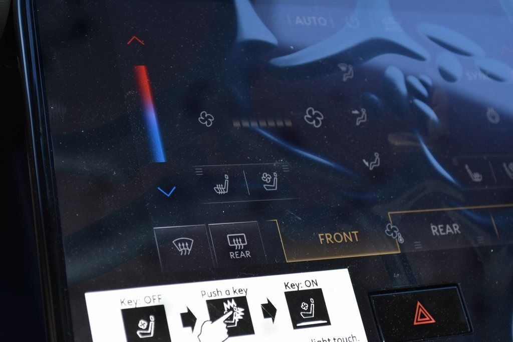 2025 Infiniti QX80 photo 23