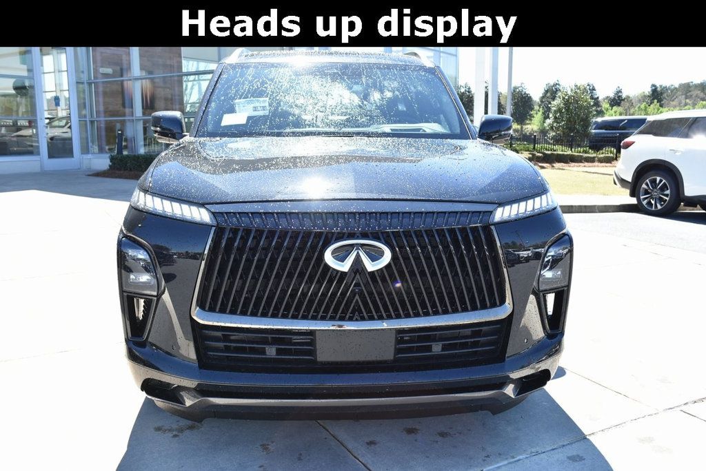 2025 Infiniti QX80 photo 4