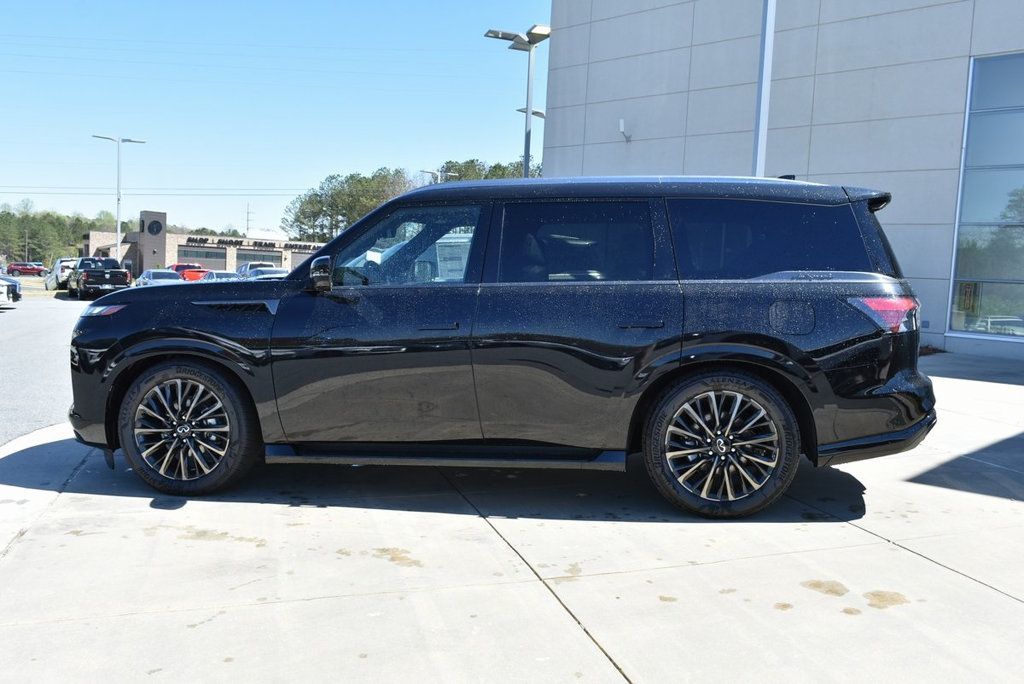 2025 Infiniti QX80 photo 7