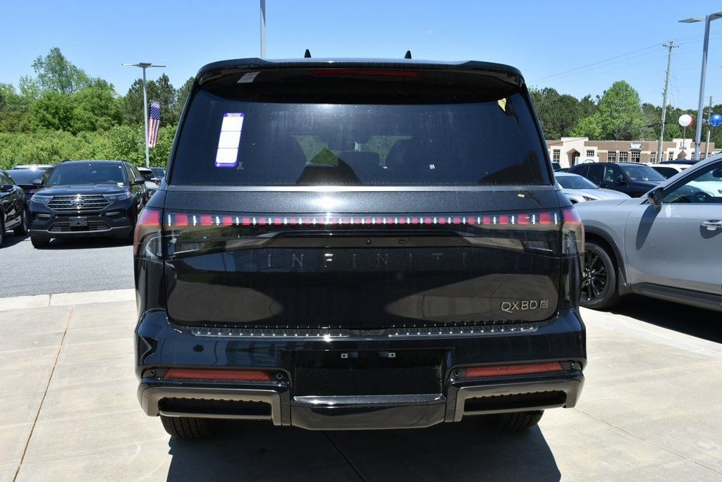 2025 Infiniti QX80 photo 12