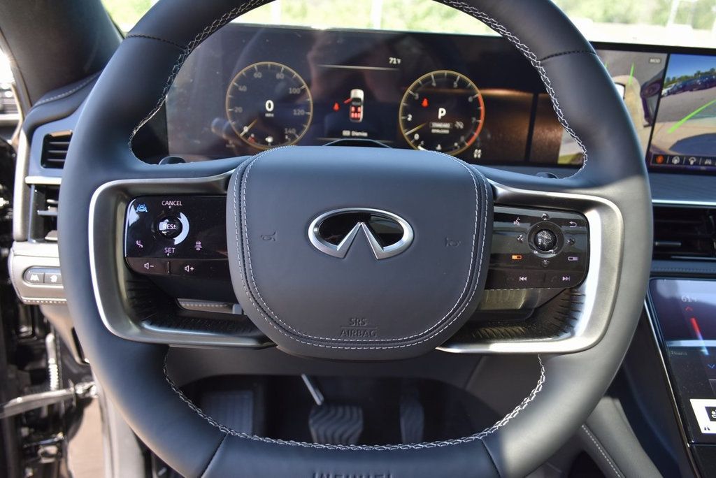 2025 Infiniti QX80 photo 20