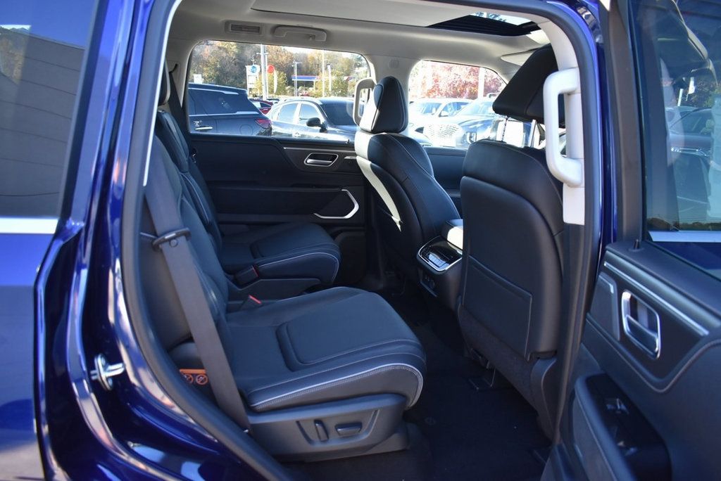 2025 Infiniti QX80 Luxe photo 14