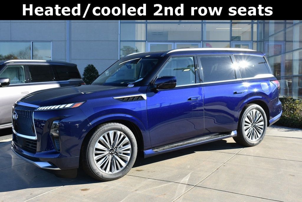 2025 Infiniti QX80 Luxe photo 2