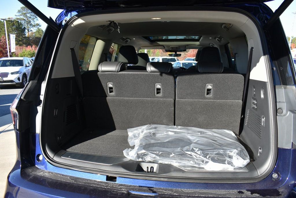 2025 Infiniti QX80 Luxe photo 33